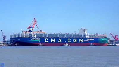 CMA CGM memaksakan biaya tambahan kemacetan di Gambia